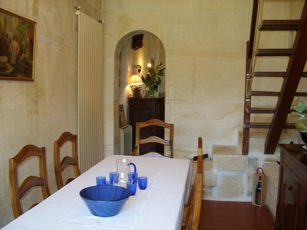 Mas Des Collines Bed and Breakfast Fontvieille Esterno foto